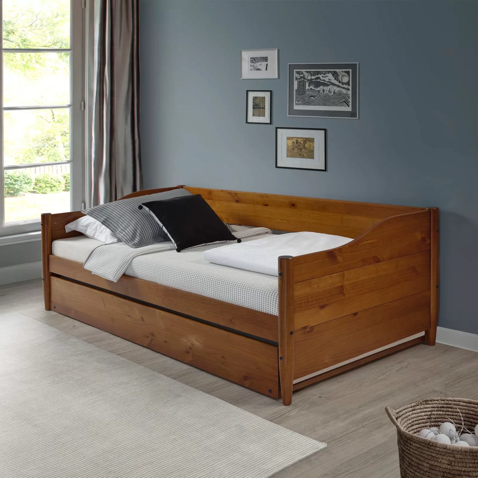 07f1b6f2-e07d-45f1-b4ac-08f53aa156da LunaLuxe Luxurious Wood Daybed Oasis