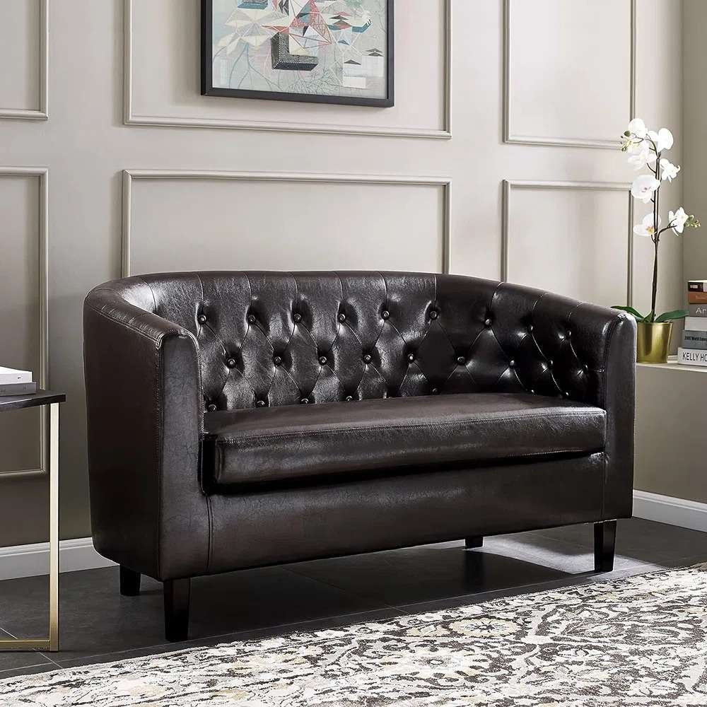 200b333a-c812-469f-aeec-c071d534a299 UrbanChic Lounges Lether Sofa