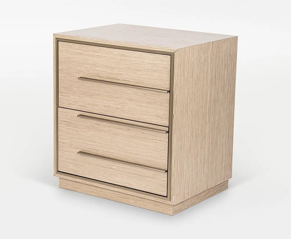 Elegant Side Table Elegant Side Table